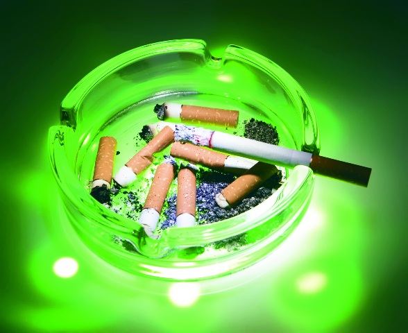 Ministr zdravotnictví představil návrh tzv. protikuřáckého zákona